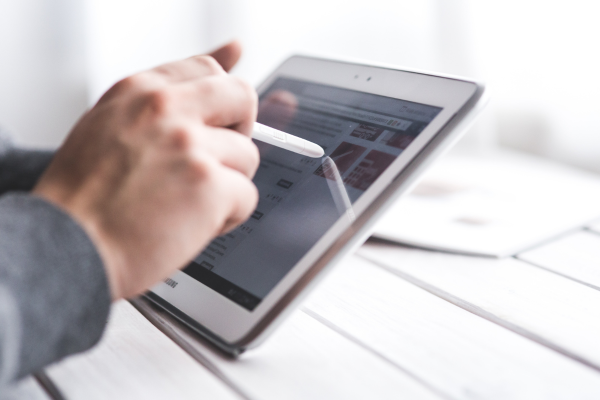 Vantagens e desvantagens do tablet para estudantes